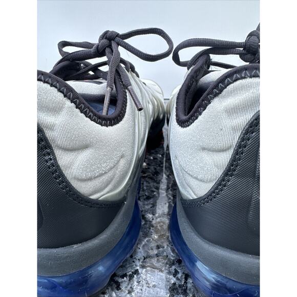Nike Air Vapormax Plus Sneakers Metallic Silver Gray Blue Black Red Mens Sz 10.5 main image 10
